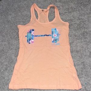 Barbella box tank